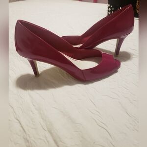 FIONI PINK HEELS SIZE 8.5